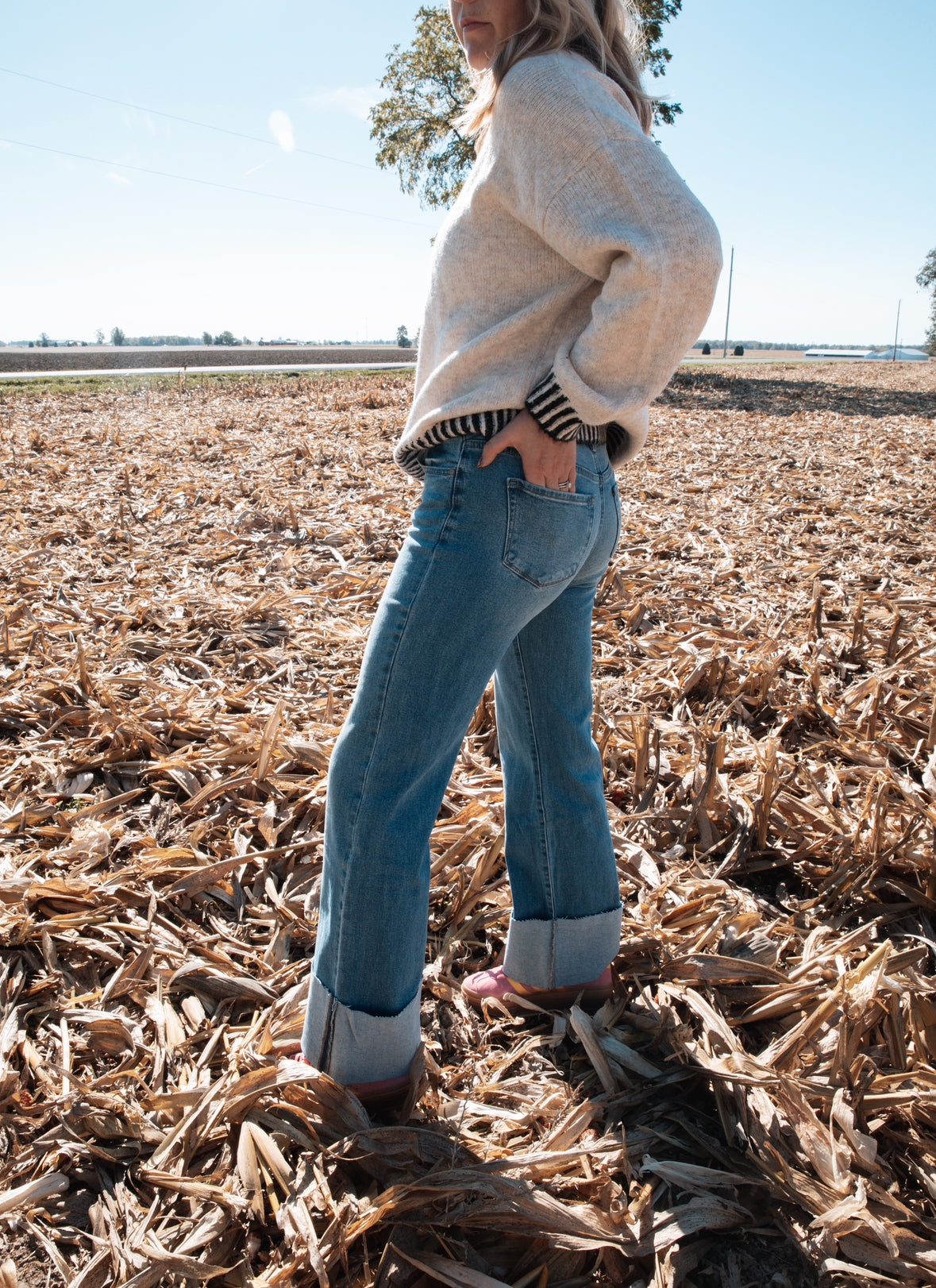 KanCan Light Wash High Waisted Show Mom Jeans