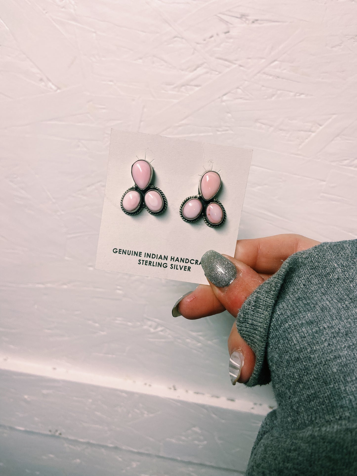 Pink Conch Stud Earrings